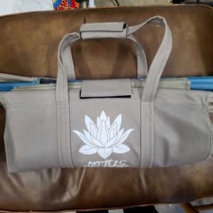 Lotus troll bags